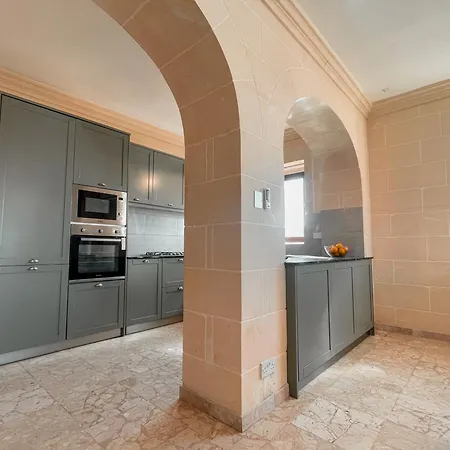 Fieldend - Gozo Għarb