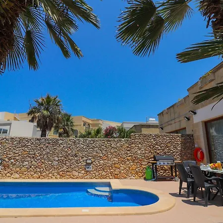 Fieldend - Gozo * Għarb