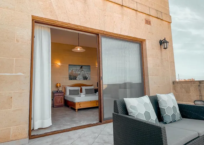 Fieldend - Gozo Għarb