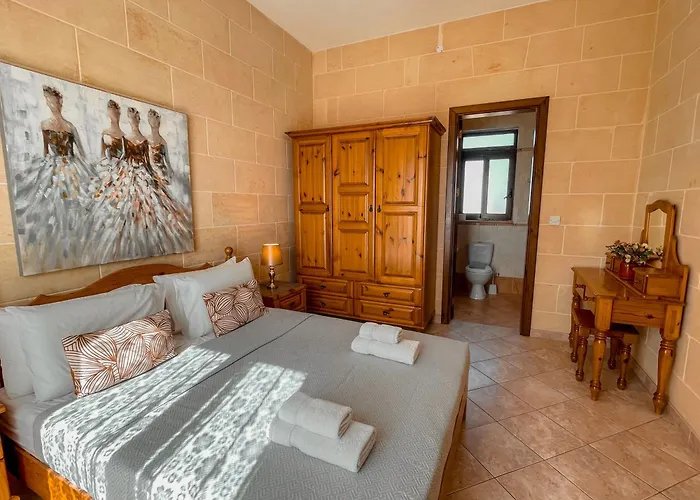 Fieldend - Gozo فيلة