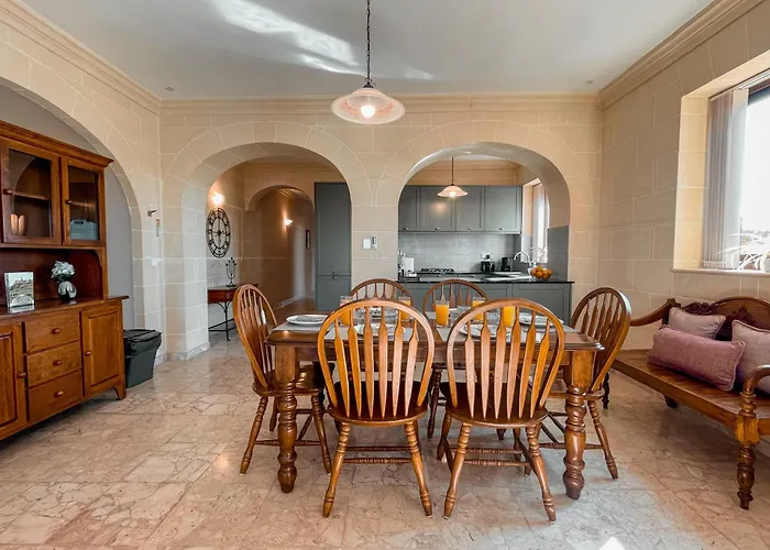 Fieldend - Gozo فيلة Għarb