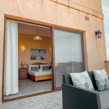 Fieldend - Gozo Għarb