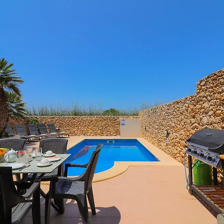 Fieldend - Gozo Għarb