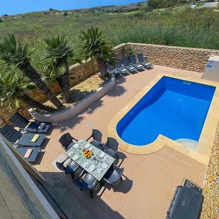 Fieldend - Gozo
